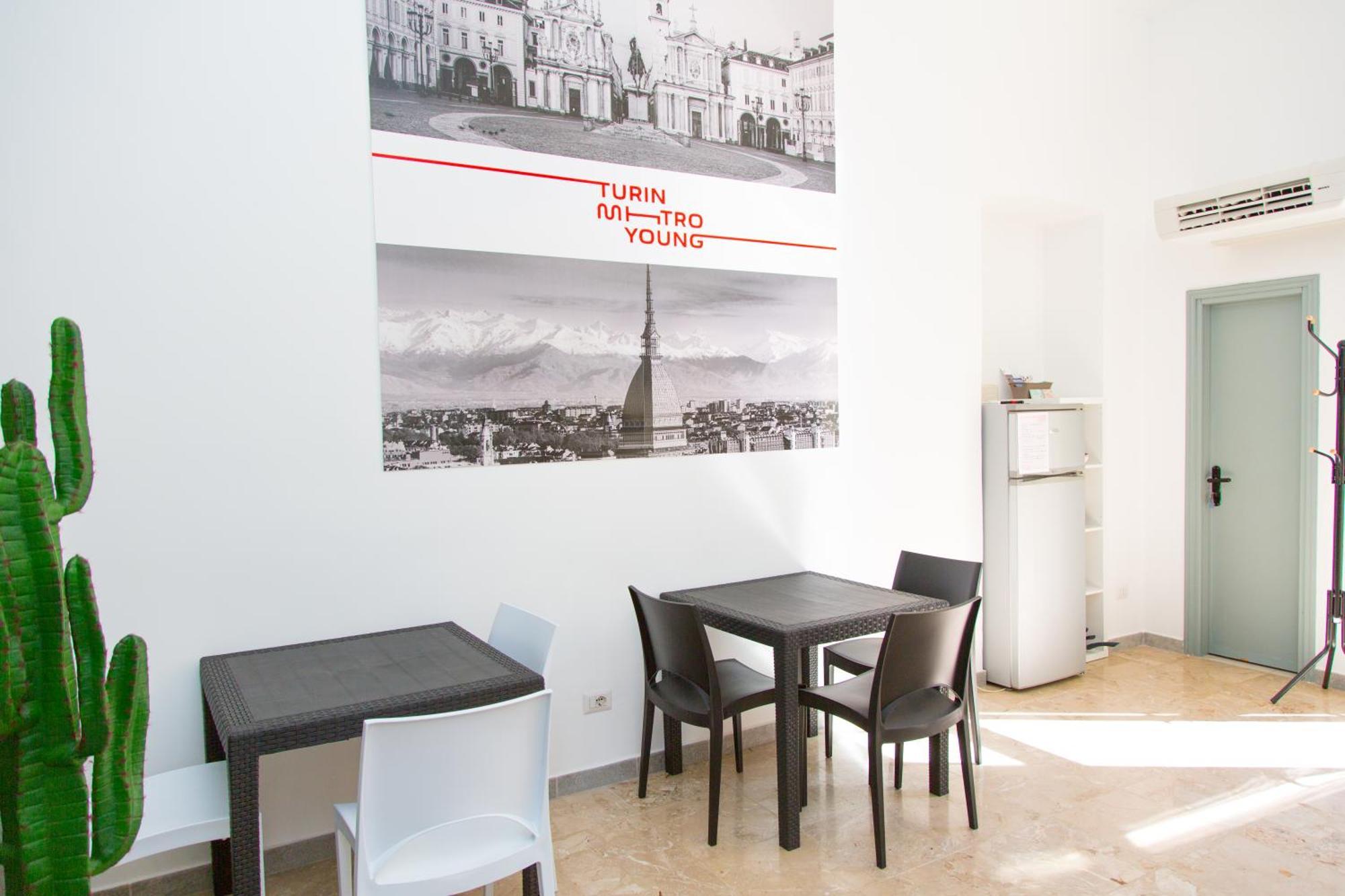 Guest House Turin Metro Young ภายนอก รูปภาพ