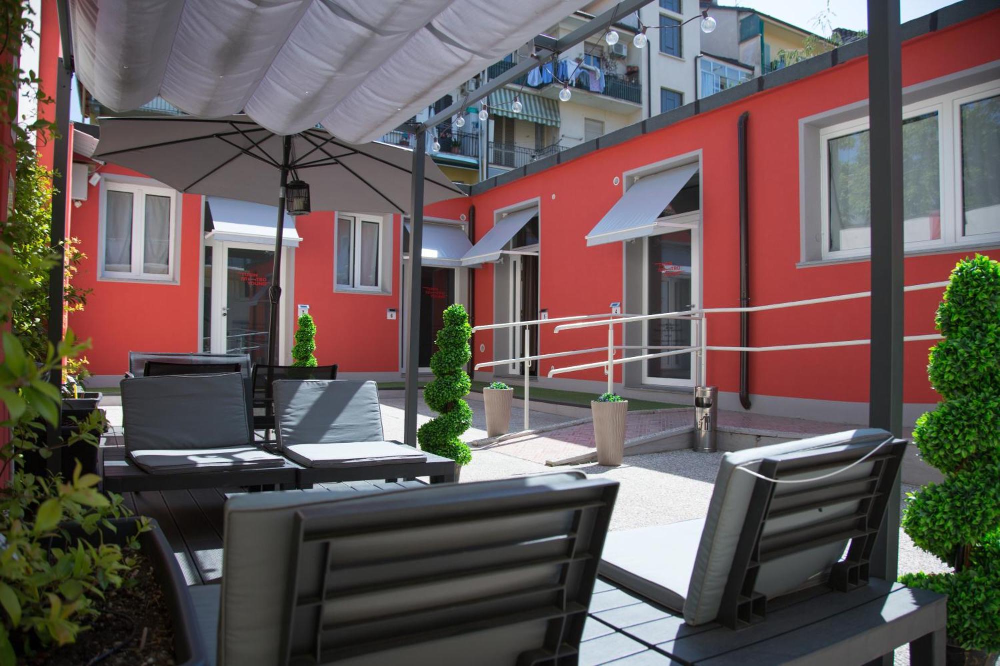 Guest House Turin Metro Young ภายนอก รูปภาพ